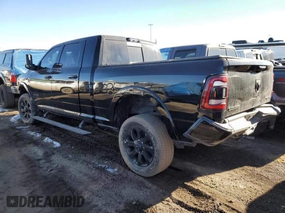 ✅ 2022 Ram 2500 Laramie • VIN: 3C6UR5NL4NG363161 • Лот: 85885144. Опубликован ранее на Copart с пробегом 40 725 миль. Бесплатный доступ к архиву аукционных продаж из США и подробный отчёт об истории автомобиля на DreamBid. Изображение 2.