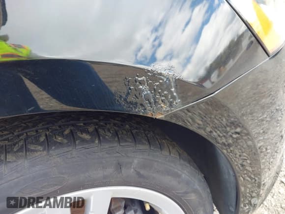 ✅ 2014 Volkswagen Passat SEL Premium • VIN: 1VWCT7A3XEC051627 • Lot: 42060312. Listed on IAAI with 100,679 mi. Free auction sales archive from the USA and detailed vehicle history report at DreamBid. Image 6.