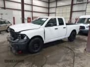✅ 2018 Ram 1500 Express • VIN: 1C6RR6FT2JS143479 • Lot: 41569932. Wystawiony na IAAI z przebiegiem 123 717 mil. Bezpłatny archiwum sprzedaży aukcyjnych z USA i szczegółowy raport historii pojazdu na DreamBid. Zdjęcie 2.