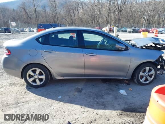 2015 Dodge Dart SXT с VIN 1C3CDFBB8FD309613, выставлен на аукционе IAAI как лот 41745740 с пробегом 121 156 миль миль и . История ставок и продаж доступна на DreamBid. Изображение 13.