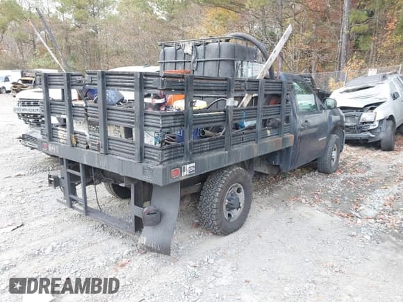 ✅ 2009 Chevrolet Silverado 2500HD Work Truck • VIN: 1GBHC44K49E148234 • Лот: 43662173. Опубликован ранее на IAAI с пробегом 196 094 миль. Бесплатный доступ к архиву аукционных продаж из США и подробный отчёт об истории автомобиля на DreamBid. Изображение 4.