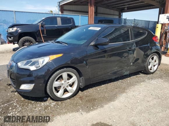 ✅ 2014 Hyundai Veloster • VIN: KMHTC6AD0EU207850 • Lot: 46986695. Wystawiony na Copart z przebiegiem 138 024 mil. Bezpłatny archiwum sprzedaży aukcyjnych z USA i szczegółowy raport historii pojazdu na DreamBid. Zdjęcie 1.