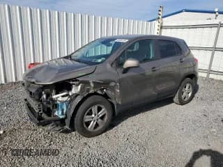 ✅ 2021 Chevrolet Trax LS • VIN: KL7CJNSB0MB351908 • Lot: 80496125. Listed on Copart with 75,349 mi. Free auction sales archive from the USA and detailed vehicle history report at DreamBid. Image 1.