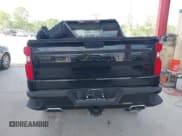 ✅ 2022 Chevrolet Silverado 1500 LT Trail Boss • VIN: 1GCPYFED3NZ234464 • Lot: 42103214. Wystawiony na IAAI z przebiegiem 30 250 mil. Bezpłatny archiwum sprzedaży aukcyjnych z USA i szczegółowy raport historii pojazdu na DreamBid. Zdjęcie 17.