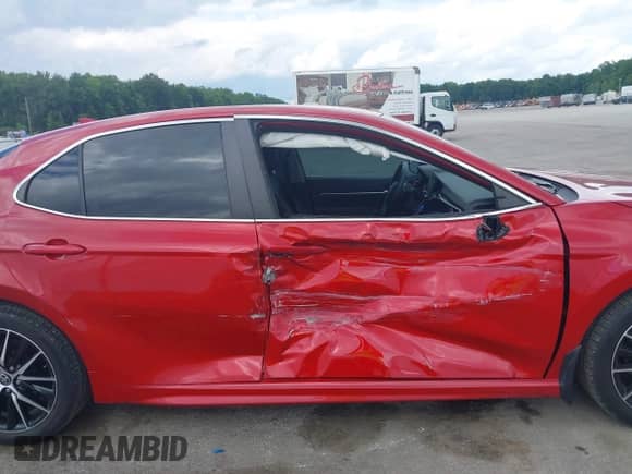 2022 Toyota Camry SE с VIN 4T1T11BK9NU059980, выставлен на аукционе IAAI как лот 42366571 с пробегом 36 170 миль миль и . История ставок и продаж доступна на DreamBid. Изображение 14.