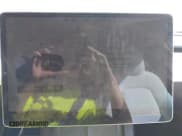 ✅ 2023 Tesla Model Y Long Range • VIN: 7SAYGDEE3PA156622 • Lot: 43355932. Wystawiony na IAAI z przebiegiem 27 775 mil. Bezpłatny archiwum sprzedaży aukcyjnych z USA i szczegółowy raport historii pojazdu na DreamBid. Zdjęcie 7.