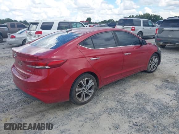 ✅ 2017 Hyundai Elantra SE • VIN: KMHD84LF1HU263700 • Lot: 42960087. Wystawiony na IAAI z przebiegiem 230 748 mil. Bezpłatny archiwum sprzedaży aukcyjnych z USA i szczegółowy raport historii pojazdu na DreamBid. Zdjęcie 4.