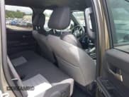 ✅ 2025 Toyota Tacoma SR • VIN: 3TMLB5JN8SM108333 • Лот: 42528079. Опубликован ранее на IAAI с пробегом 3 596 миль. Бесплатный доступ к архиву аукционных продаж из США и подробный отчёт об истории автомобиля на DreamBid. Изображение 8.