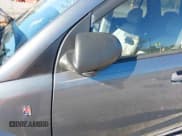 ✅ 2006 Saturn VUE • VIN: 5GZCZ33D76S885098 • Lot: 41356926. Wystawiony na IAAI z przebiegiem 183 460 mil. Bezpłatny archiwum sprzedaży aukcyjnych z USA i szczegółowy raport historii pojazdu na DreamBid. Zdjęcie 6.