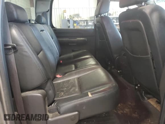 ✅ 2009 GMC Sierra 1500 • VIN: 2GTEK233X91109679 • Lot: 51445445. Wystawiony na Copart z przebiegiem 229 012 mil. Bezpłatny archiwum sprzedaży aukcyjnych z USA i szczegółowy raport historii pojazdu na DreamBid. Zdjęcie 10.