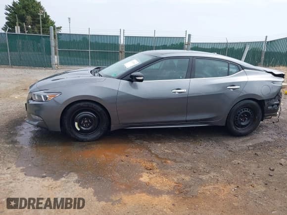 ✅ 2017 Nissan Maxima SR • VIN: 1N4AA6AP9HC439777 • Lot: 42102836. Listed on IAAI with 82,396 mi. Free auction sales archive from the USA and detailed vehicle history report at DreamBid. Image 15.