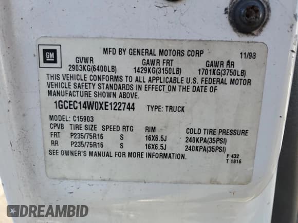 ✅ 1999 Chevrolet Silverado 1500 • VIN: 1GCEC14W0XE122744 • Lot: 82509595. Listed on Copart with 388,607 mi. Free auction sales archive from the USA and detailed vehicle history report at DreamBid. Image 13.