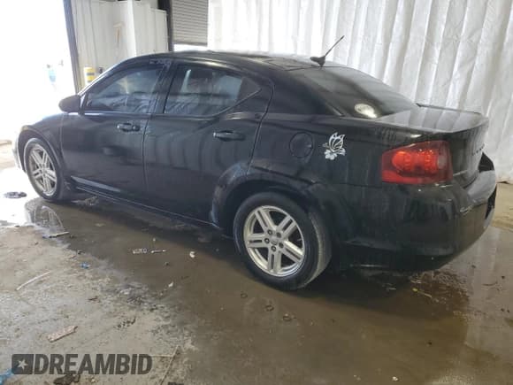 ✅ 2014 Dodge Avenger SXT • VIN: 1C3CDZCBXEN184302 • Лот: 75627874. Опубликован ранее на Copart с пробегом 120 296 миль. Бесплатный доступ к архиву аукционных продаж из США и подробный отчёт об истории автомобиля на DreamBid. Изображение 2.