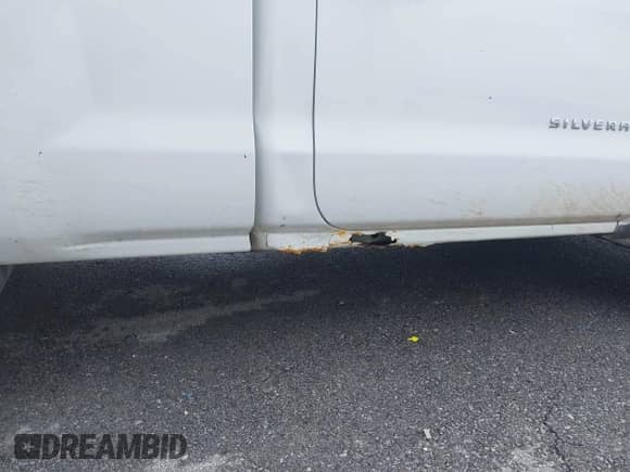 2014 Chevrolet Silverado 1500 Work Truck с VIN 1GCNCPEH9EZ141382, выставлен на аукционе IAAI как лот 43196402 с пробегом 63 510 миль миль и . История ставок и продаж доступна на DreamBid. Изображение 6.