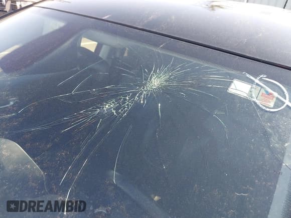 ✅ 2018 Jeep Compass Latitude • VIN: 3C4NJDBB5JT127730 • Lot: 41701871. Wystawiony na IAAI z przebiegiem 136 544 mil. Bezpłatny archiwum sprzedaży aukcyjnych z USA i szczegółowy raport historii pojazdu na DreamBid. Zdjęcie 19.