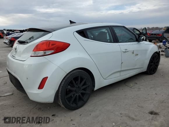 ✅ 2012 Hyundai Veloster w/Gray Int • VIN: KMHTC6AD6CU076761 • Lot: 82931724. Listed on Copart with 107,561 mi. Free auction sales archive from the USA and detailed vehicle history report at DreamBid. Image 3.