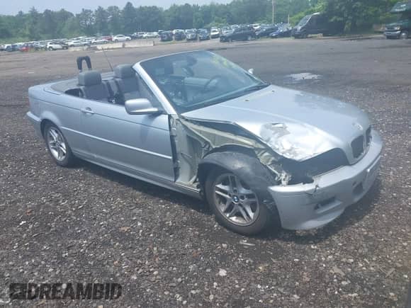 2001 BMW 3 Series 330Ci with VIN WBABS53451JU81015, listed as a IAAI auction lot 42648232 with 126,529 mi miles and . Bid and sale history available at DreamBid. Image 1.