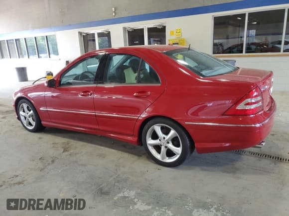 ✅ 2006 Mercedes-Benz C 230 Sport • VIN: WDBRF52H06F766532 • Lot: 53865535. Wystawiony na Copart z przebiegiem 141 955 mil. Bezpłatny archiwum sprzedaży aukcyjnych z USA i szczegółowy raport historii pojazdu na DreamBid. Zdjęcie 2.