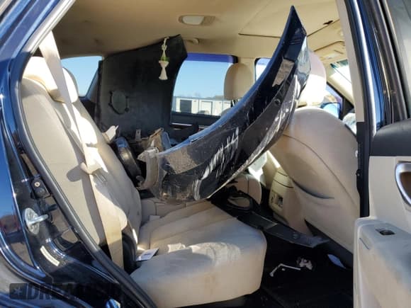 ✅ 2008 Hyundai Santa Fe GLS • VIN: 5NMSG13DX8H182455 • Lot: 83698674. Listed on Copart with 223,146 mi. Free auction sales archive from the USA and detailed vehicle history report at DreamBid. Image 11.