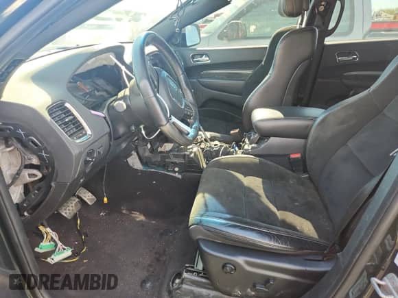 2018 Dodge Durango SRT z VIN 1C4SDJGJ2JC169843, wystawiony jako Copart lot #71884965 z przebiegiem Nie podano mil oraz Czysty tytuł • Clean title. Historia ofert i sprzedaży dostępna na DreamBid. Obrazek 7.