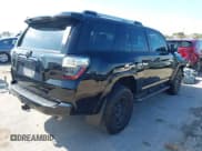 ✅ 2022 Toyota 4Runner SR5 • VIN: JTEMU5JR2N6082958 • Lot: 43548261. Listed on IAAI with 61,556 mi. Free auction sales archive from the USA and detailed vehicle history report at DreamBid. Image 4.