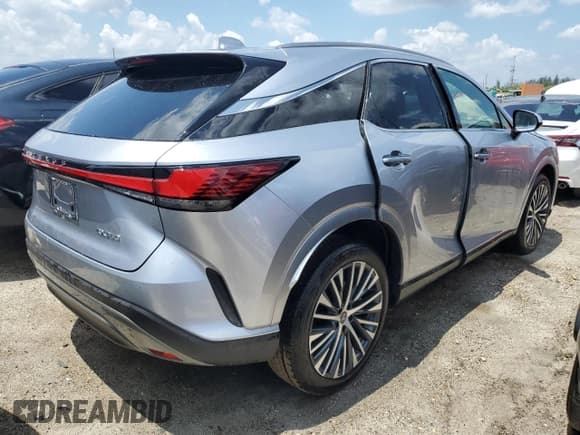 ✅ 2023 Lexus RX 350 • VIN: JTJCHMAA1P2003294 • Lot: 51170733. Wystawiony na Copart z przebiegiem 505 mil. Bezpłatny archiwum sprzedaży aukcyjnych z USA i szczegółowy raport historii pojazdu na DreamBid. Zdjęcie 3.