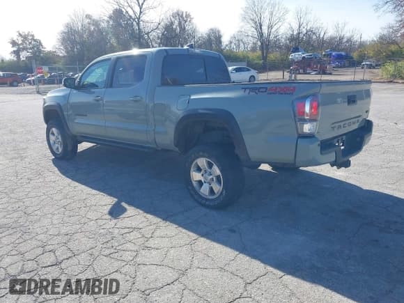 ✅ 2022 Toyota Tacoma TRD Off Road • VIN: 3TYDZ5BN1NT015418 • Lot: 43649466. Listed on IAAI with 58,704 mi. Free auction sales archive from the USA and detailed vehicle history report at DreamBid. Image 3.
