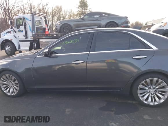 ✅ 2016 Cadillac CTS Performance Collection RWD • VIN: 1G6AS5SS8G0187527 • Лот: 43801039. Опубликован ранее на IAAI с пробегом 119 078 миль. Бесплатный доступ к архиву аукционных продаж из США и подробный отчёт об истории автомобиля на DreamBid. Изображение 14.