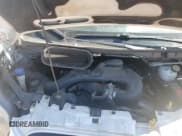 ✅ 2017 Ford Transit XL • VIN: 1FBZX2ZM4HKA86101 • Lot: 89879925. Wystawiony na Copart z przebiegiem 147 133 mil. Bezpłatny archiwum sprzedaży aukcyjnych z USA i szczegółowy raport historii pojazdu na DreamBid. Zdjęcie 14.