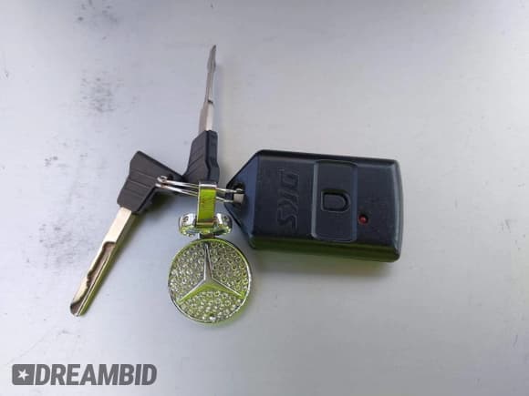 ✅ 1999 Mercedes-Benz SLK 230/320 • VIN: WDBKK47F1XF089720 • Lot: 42579464. Wystawiony na IAAI z przebiegiem 227 260 mil. Bezpłatny archiwum sprzedaży aukcyjnych z USA i szczegółowy raport historii pojazdu na DreamBid. Zdjęcie 11.