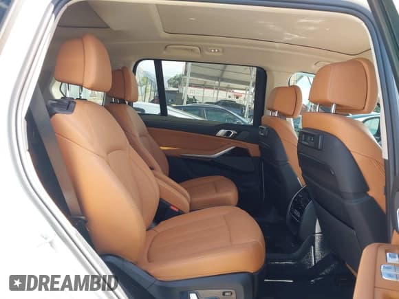 ✅ 2019 BMW X7 xDrive50i • VIN: 5UXCX4C54KLS38649 • Лот: 43510613. Опубликован ранее на IAAI с пробегом 60 905 миль. Бесплатный доступ к архиву аукционных продаж из США и подробный отчёт об истории автомобиля на DreamBid. Изображение 8.