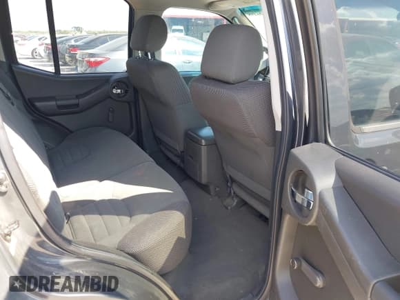 ✅ 2006 Nissan Xterra X • VIN: 5N1AN08U96C532279 • Lot: 43406498. Wystawiony na IAAI z przebiegiem 127 910 mil. Bezpłatny archiwum sprzedaży aukcyjnych z USA i szczegółowy raport historii pojazdu na DreamBid. Zdjęcie 8.