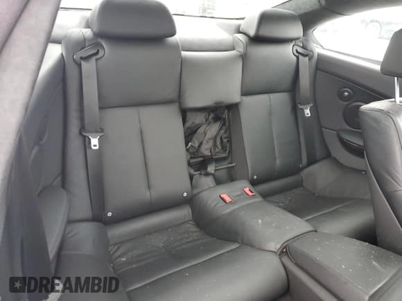 ✅ 2010 BMW 6 Series 650i • VIN: WBAEA5C59ACV93748 • Лот: 85695484. Опубликован ранее на Copart с пробегом Не указан. Бесплатный доступ к архиву аукционных продаж из США и подробный отчёт об истории автомобиля на DreamBid. Изображение 10.