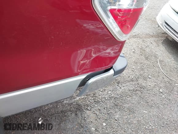 ✅ 2013 Ford F-150 XLT • VIN: 1FTFW1EF0DKD40402 • Lot: 43608781. Listed on IAAI with 152,621 mi. Free auction sales archive from the USA and detailed vehicle history report at DreamBid. Image 17.