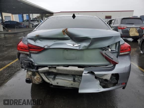 ✅ 2015 Hyundai Genesis 3.8L • VIN: KMHGN4JE6FU045491 • Lot: 85278494. Wystawiony na Copart z przebiegiem 146 876 mil. Bezpłatny archiwum sprzedaży aukcyjnych z USA i szczegółowy raport historii pojazdu na DreamBid. Zdjęcie 6.