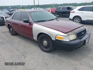 ✅ 2008 Ford Police Interceptor • VIN: 2FAFP71V18X152770 • Lot: 42501613. Listed on IAAI with 194,153 mi. Free auction sales archive from the USA and detailed vehicle history report at DreamBid. Image 1.