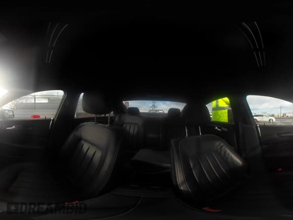 ✅ 2014 Mercedes-Benz CLS 550 • VIN: WDDLJ7DB9EA122846 • Lot: 41588708. Wystawiony na IAAI z przebiegiem 52 706 mil. Bezpłatny archiwum sprzedaży aukcyjnych z USA i szczegółowy raport historii pojazdu na DreamBid. Zdjęcie 18.