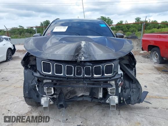 ✅ 2021 Jeep Compass Limited • VIN: 3C4NJCCB9MT573621 • Lot: 42233718. Listed on IAAI with 55,970 mi. Free auction sales archive from the USA and detailed vehicle history report at DreamBid. Image 13.