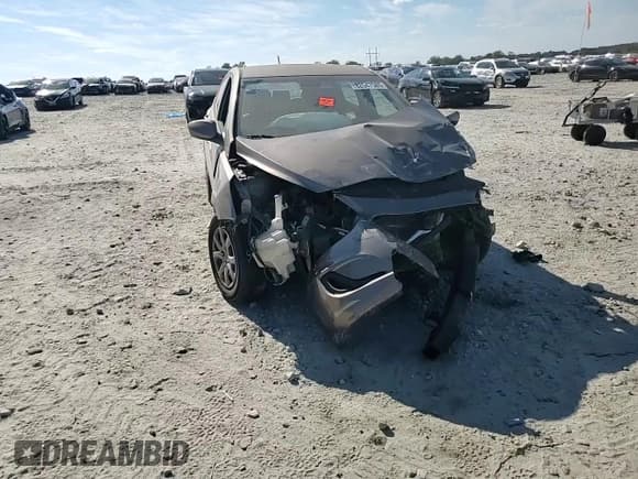 ✅ 2013 Hyundai Accent GLS • VIN: KMHCT4AE2DU487850 • Лот: 82547585. Опубликован ранее на Copart с пробегом 220 613 миль. Бесплатный доступ к архиву аукционных продаж из США и подробный отчёт об истории автомобиля на DreamBid. Изображение 13.