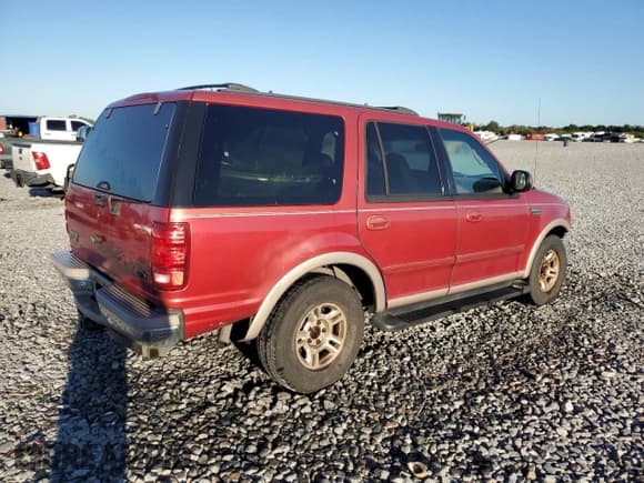 ✅ 1999 Ford Expedition XLT • VIN: 1FMRU17L2XLC10962 • Lot: 85842155. Listed on Copart with Not provided. Free auction sales archive from the USA and detailed vehicle history report at DreamBid. Image 3.