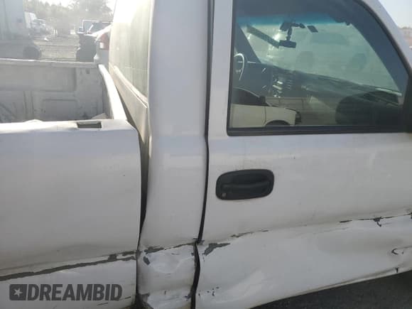 ✅ 2002 GMC Sierra 1500 • VIN: 1GTEC14V82Z334767 • Lot: 49370685. Listed on Copart with 233,022 mi. Free auction sales archive from the USA and detailed vehicle history report at DreamBid. Image 10.