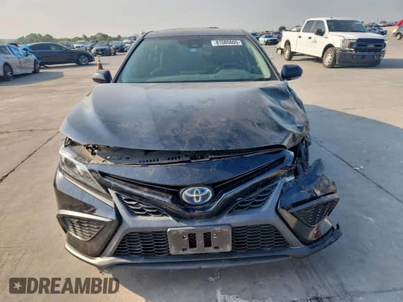 2021 Toyota Camry Hybrid SE z VIN 4T1S31AK5MU546406, wystawiony jako Copart lot #81505605 z przebiegiem 85 441 mil mil oraz Szkoda całkowita • Salvage title. Historia ofert i sprzedaży dostępna na DreamBid. Obrazek 5.