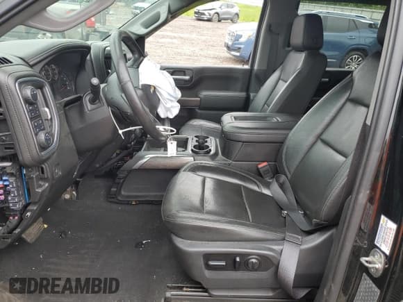 ✅ 2020 Chevrolet Silverado 2500HD LTZ • VIN: 1GC4YPEY4LF194342 • Lot: 60039875. Wystawiony na Copart z przebiegiem 54 053 mil. Bezpłatny archiwum sprzedaży aukcyjnych z USA i szczegółowy raport historii pojazdu na DreamBid. Zdjęcie 7.