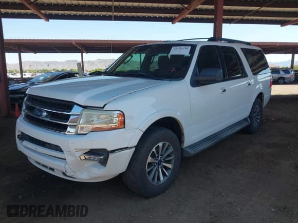 ✅ 2015 Ford Expedition Max XLT • VIN: 1FMJK1HT2FEF40590 • Лот: 42636220. Опубликован ранее на IAAI с пробегом 198 678 миль. Бесплатный доступ к архиву аукционных продаж из США и подробный отчёт об истории автомобиля на DreamBid. Изображение 17.
