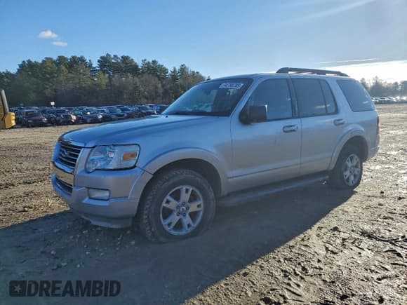 ✅ 2010 Ford Explorer XLT • VIN: 1FMEU7DE3AUA56643 • Лот: 94788785. Опубликован ранее на Copart с пробегом 132 503 миль. Бесплатный доступ к архиву аукционных продаж из США и подробный отчёт об истории автомобиля на DreamBid. Изображение 1.