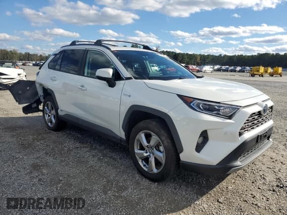✅ 2020 Toyota RAV4 Hybrid Limited • VIN: 2T3DWRFV7LW065581 • Lot: 89561855. Listed on Copart with 105,575 mi. Free auction sales archive from the USA and detailed vehicle history report at DreamBid. Image 4.