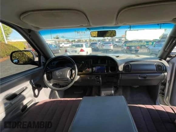 2001 Dodge 1500 Work Special с VIN 1B7HC16X31S300688, выставлен на аукционе Copart как лот 82062444 с пробегом 245 522 миль миль и Чистый • Clean title. История ставок и продаж доступна на DreamBid. Изображение 9.