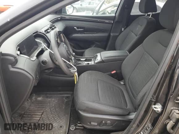 2023 Hyundai Santa Cruz SEL с VIN 5NTJCDAE7PH067920, выставлен на аукционе Copart как лот 80759634 с пробегом 30 388 миль миль и Списание • Salvage title. История ставок и продаж доступна на DreamBid. Изображение 7.