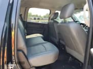 ✅ 2017 Ram 2500 Tradesman • VIN: 3C6UR5CL0HG658362 • Lot: 68728905. Wystawiony na Copart z przebiegiem 200 324 mil. Bezpłatny archiwum sprzedaży aukcyjnych z USA i szczegółowy raport historii pojazdu na DreamBid. Zdjęcie 10.