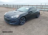 ✅ 2013 Hyundai Genesis Coupe 2.0T • VIN: KMHHT6KD8DU091672 • Lot: 42540590. Wystawiony na IAAI z przebiegiem 147 480 mil. Bezpłatny archiwum sprzedaży aukcyjnych z USA i szczegółowy raport historii pojazdu na DreamBid. Zdjęcie 2.